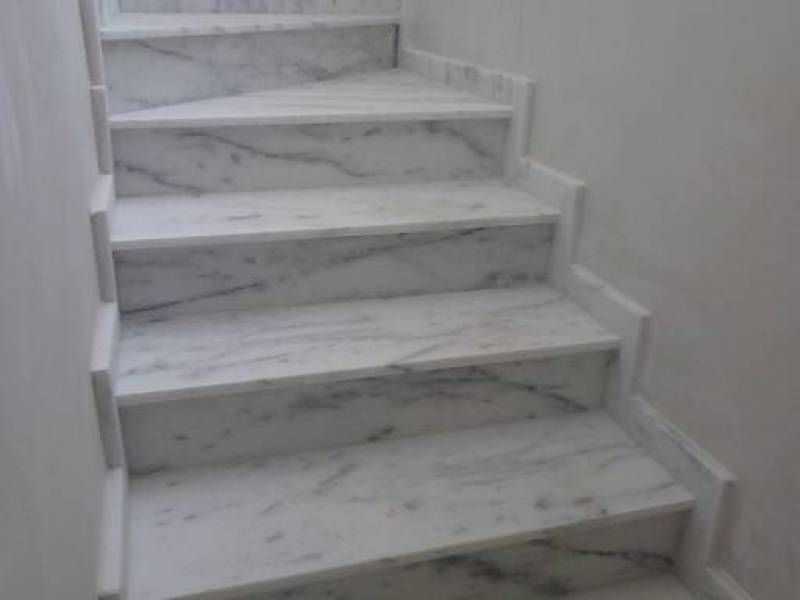 Escadas de Mármore Branco Jaçanã - Escada de Granito Preto