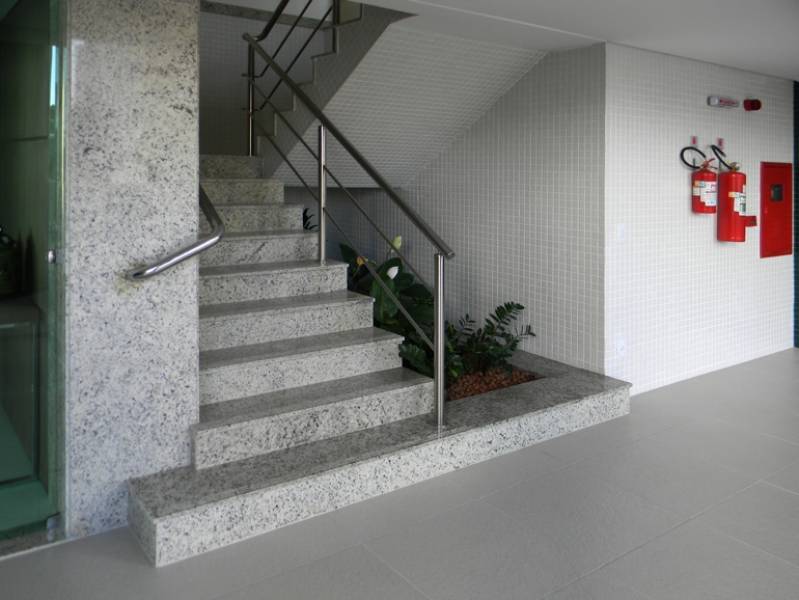 Quanto Custa Escada de Granito com Pingadeira Serra da Cantareira - Escada de Granito Branco