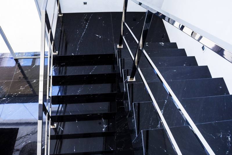 Quanto Custa Escadas de Granito Residencial Tremembé - Escada de Granito com Pingadeira
